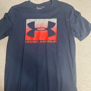 Under armour mens size small
